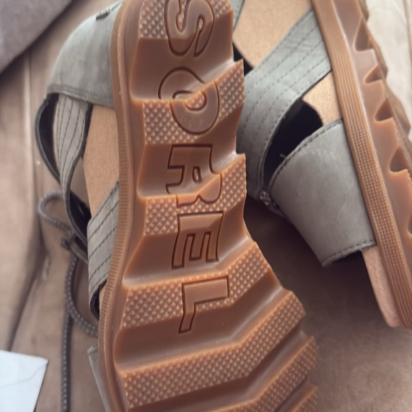 Sandals - Picture 5 of 5